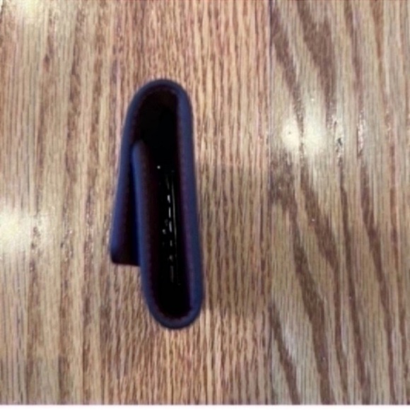 Free Shipping- Authentic Louis Vuitton 6 Key Holder - Picture 8 of 16